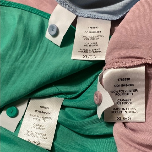 Hilary Radley Bundle of 3 Pleated Buttoned Tops - Picture 16 of 16
